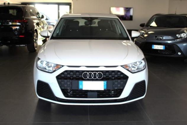 AUDI A1 SPB 1.0 TFSI 95 CV Identity Black rif. 24035209 - Foto 7