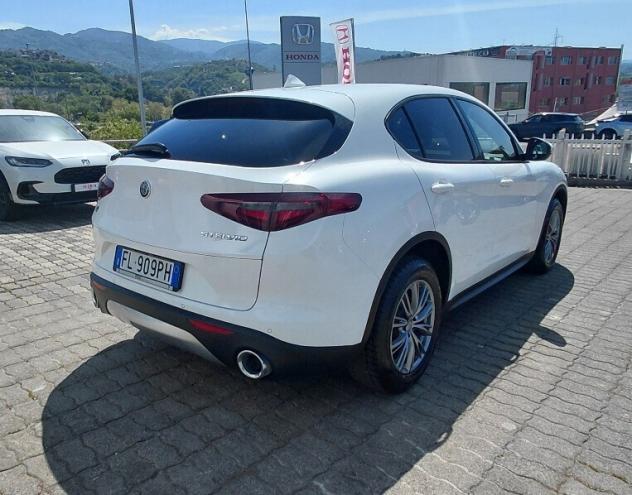 Alfa Romeo Stelvio 2.2 Turbodiesel 210 CV AT8 Q4 Executive - Foto 5