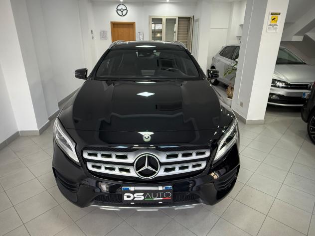 MERCEDES- BENZ GLA 200 D 136CV AMG PREMIUM PLUS 4MATIC - Foto 3