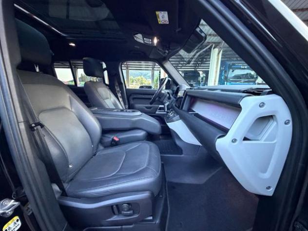 LAND ROVER Defender 110 3.0D I6 300 CV AWD Auto X-Dynamic HSE rif. 24143759 - Foto 9
