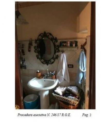 Immobile in asta di 164 m² con più di 5 locali e box auto in vendita a Catania - Foto 13
