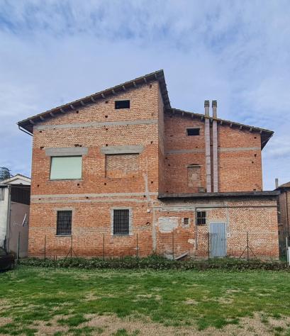 Struttura per uso commerciale in vendita a San Miniato 700 mq Rif: 1302412