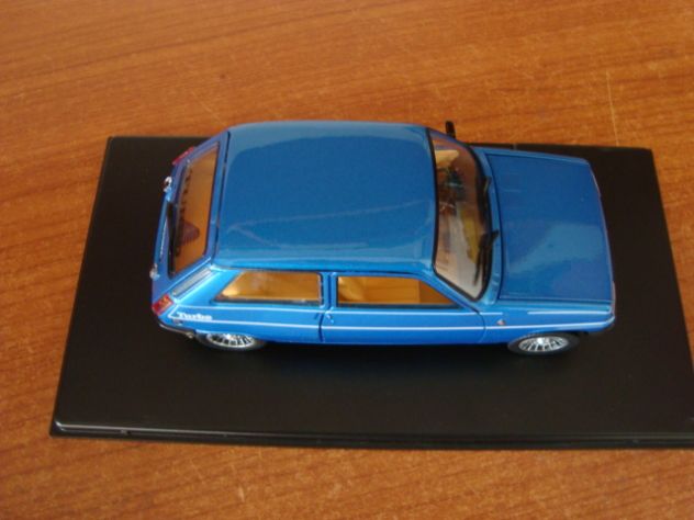 Auto Vintage Deluxe Collection 1/24 Renault 5 Turbo (con difetto) - Foto 5