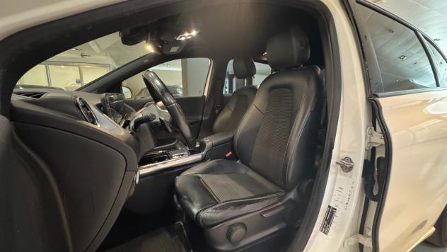 MERCEDES CLASSE B 180 136CV - 2019 - Foto 10