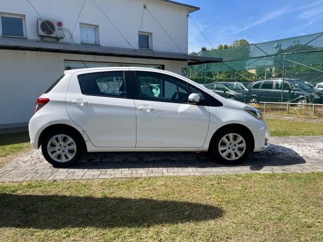 Toyota Yaris 1.0 Lounge - Foto 3
