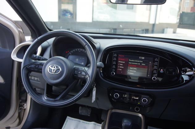 Toyota Aygo X 1.0B (72 CV) Trend Air S-CVT - Foto 8