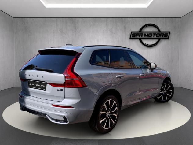 Volvo XC60 B4 D automatico Plus/ PROMO - Foto 4