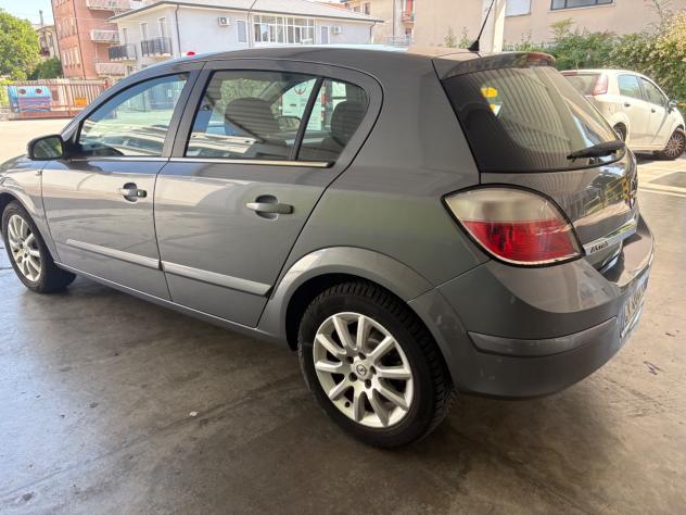 Opel Astra 1.7 CDTI berlina ok neo patentati - Foto 9