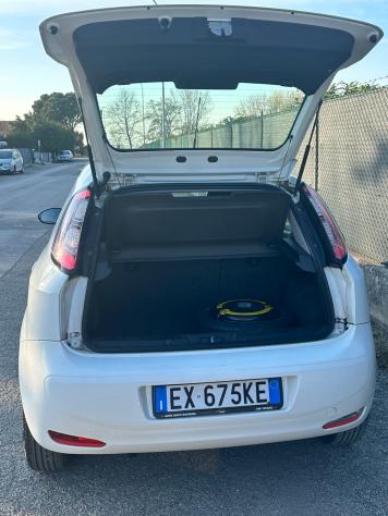 Fiat Punto 1.4 8V 5 porte Natural Power Lounge - Foto 9