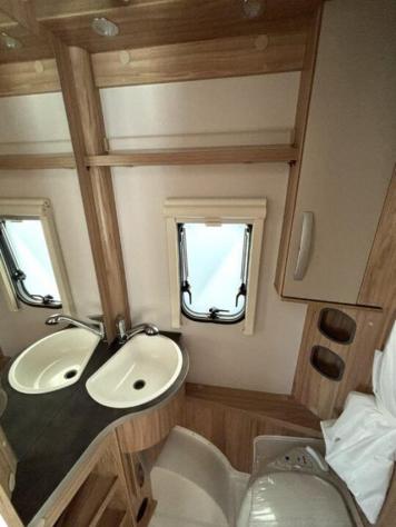HYMER-ERIBA NOVALIGHT 470 rif. 22370730 - Foto 6