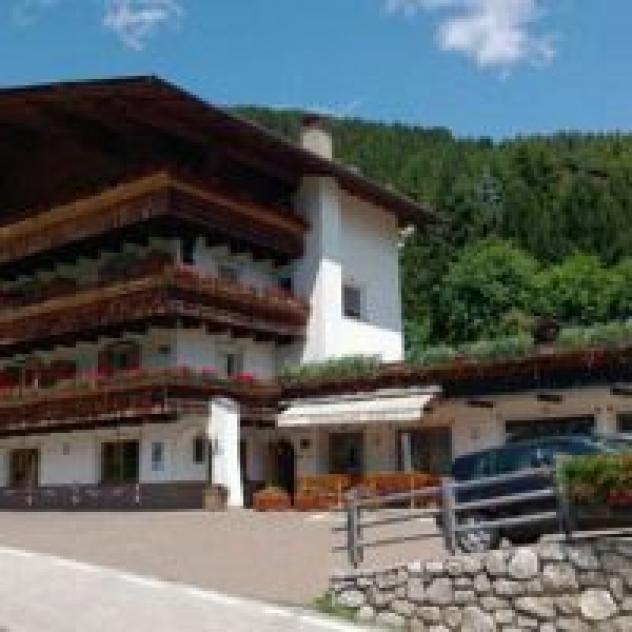 Pension Alisander S.n.c. di Pitscheider C. & Dibiasi e Ohg