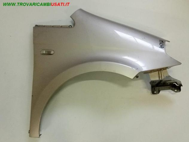 PARAFANGO ANT. DX GRIGIO ORO MET. 999-U1309927 Carrozzeria  Lamierati esterni  Fiancate  Parafango ant. LANCIA - MUSA - 2004  2007