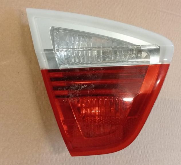 FANALE POST.S.(parte int.) BMW Serie 3 E90 4 porte  Parti elettriche  Fanaleria  Fanali  Fanale post. sx. BMW - Serie 3 E90 4 porte - 01-02-2005 - 01-