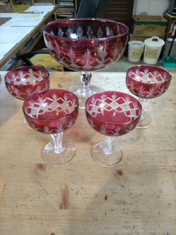 4 BICCHIERI + ALZATINA IN VETRO ROSSO - Foto 3