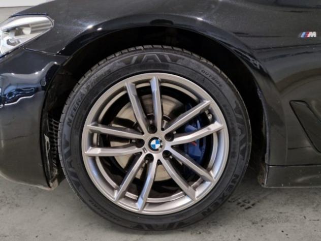 BMW 530 d xDrive 249CV Touring Msport rif. 22789504 - Foto 9