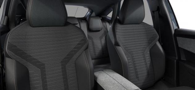 PEUGEOT 3008 Hybrid 136 e-DCS6 Allure Navigazione Panoramica rif. 21387116 - Foto 5