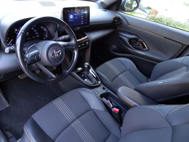 Toyota Yaris Cross 1.5 Hybrid 5p. E-CVT Adventure - Foto 8