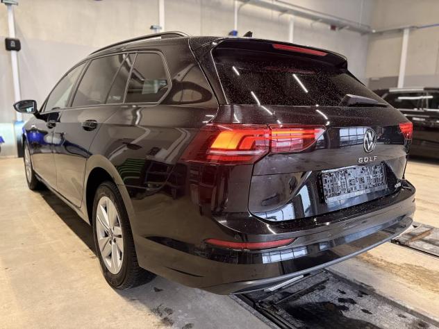 Volkswagen Golf Variant 1.5 eTSI ACT Life DSG Cockpit App Connect 16" Winter Pack - Foto 3