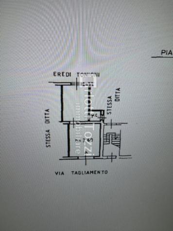 FONDO COMMERCIALE di 2 vani e di 50 mq (GROSSETO) rif. 03592