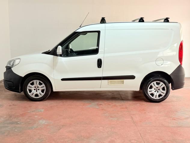 Fiat Doblo Dobl1.3 MJT PC-TN Cargo Lamierato SX - Foto 5
