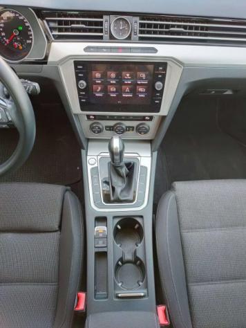 Volkswagen Passat Variant 2.0 tdi 150cv Business DSG, Navi, Cruise Adattivo - Foto 10