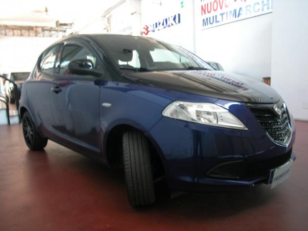Lancia Ypsilon 1.2 69 CV 5 porte S Momodesign - Foto 3