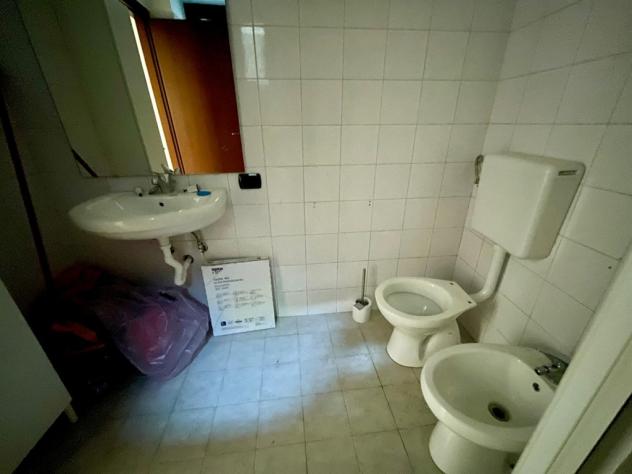 cs - nuovo molocale indipendente - arredato con posto coperto per moto - lavanderia - Foto 16
