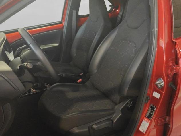 Toyota Aygo X Air 1.0 Lounge Air 72cv - Foto 9