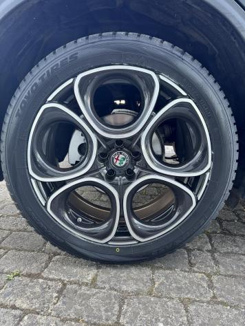 Alfa Romeo Stelvio 2.2 Turbodiesel 210 CV AT8 Q4 Super - Foto 6