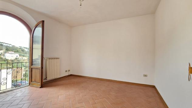 APPARTAMENTO INDIPENDENTE di 4 vani e di 90 mq (CARMIGNANO) rif. L1346 - Foto 17
