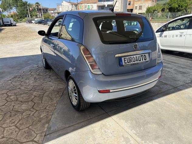 Lancia Ypsilon Modamilano - 22.000 KM -2008 - Foto 5