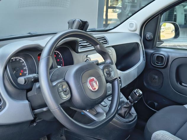 FIAT Panda 1.0 FireFly 70 CV Hybrid NEOPATENTATI - Foto 9
