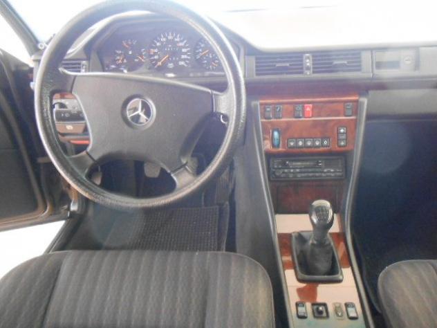 MERCEDES-BENZ 200 E cat STORICA! rif. 23649523 - Foto 9