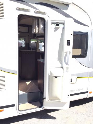 CAMPER BENIMAR DUCATO BASCULANTE GARAGE MATRIMONIALE CLIMATIZZATORE 6 POSTI GENERALI USATO - Foto 7
