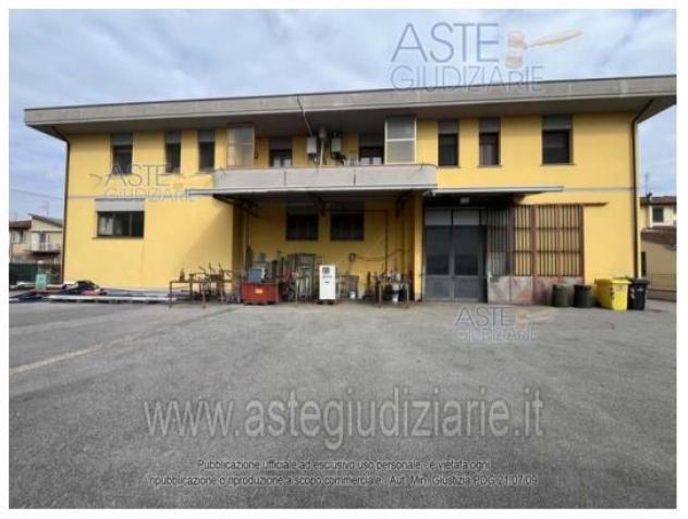 IMMOBILI-IMMOBILE COMMERCIALE-Via Casello n. 54