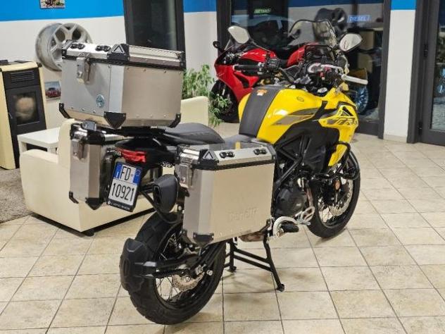 BENELLI TRK 502X 2023 2.972KM KIT VALIGE GARANZ FINO 2026 - Foto 9