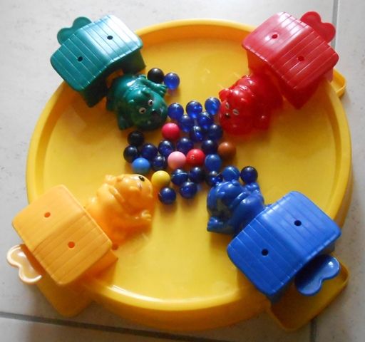 Gioco da tavolo cani mangiapalline