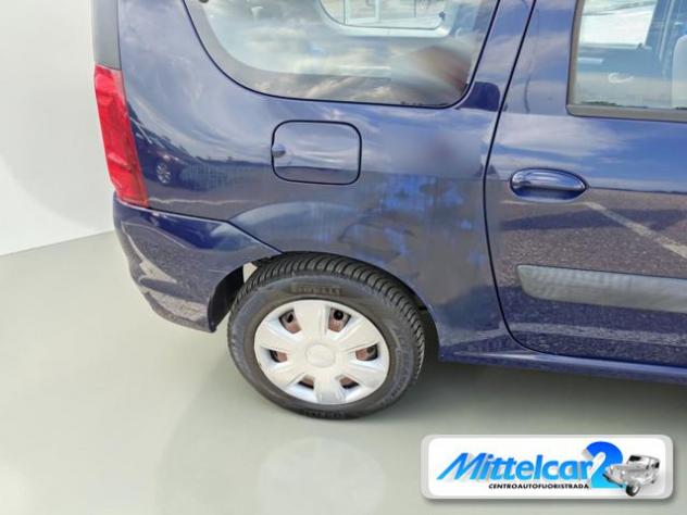 DACIA Logan MCV 1.6 85CV 7 posti Lauréate rif. 24008854 - Foto 9