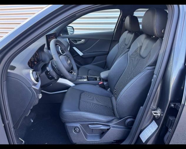 AUDI Q2 35 TDI S-TRONIC QUATTRO IDENTITY BLACK rif. 24057978 - Foto 10