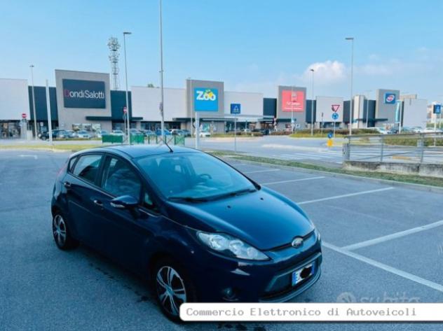 Ford Fiesta 1.2 benzina manuale clima x neopatenta - Foto 2