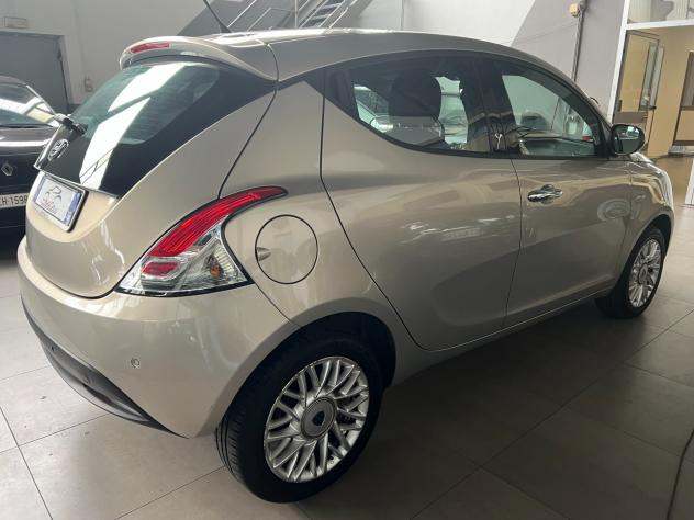 Lancia Ypsilon 1.2 69 CV 5 porte Gold - Foto 4