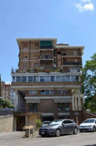 Immobile in asta di 877 m² in vendita a Perugia - Foto 2