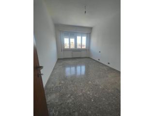 Appartamento in affitto a Marina di Carrara - Carrara 130 mq Rif: 1448556