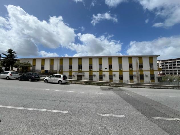 Palazzo / Stabile in vendita a Catanzaro - Foto 2