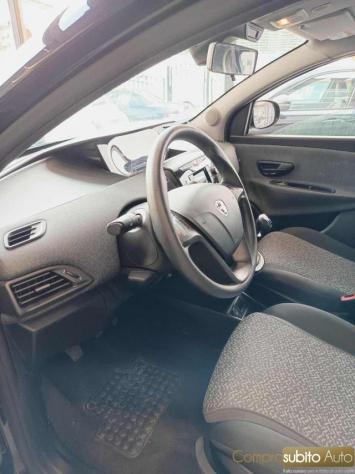 LANCIA Ypsilon 1.0 FireFly 5 porte S&S Hybrid Gold Plus rif. 24189454 - Foto 10