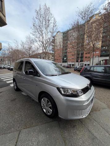 VOLKSWAGEN Caddy 2.0 TDI 102 CV Space rif. 23180466 - Foto 6