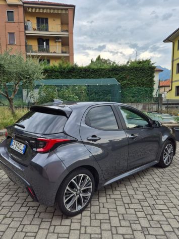 Toyota Yaris Hybrid Lounge - Foto 4