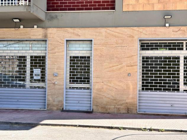 Locale commerciale in affitto a Caltanissetta - Foto 4