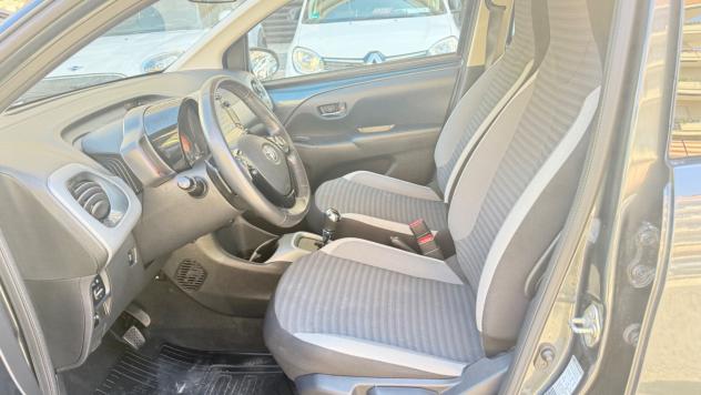Toyota Aygo 1.0 VVT-i 72 CV 5 porte x-play LED NAVI CAR PLAY KAMERA CERCHI 16 BLUETOOTH - Foto 10
