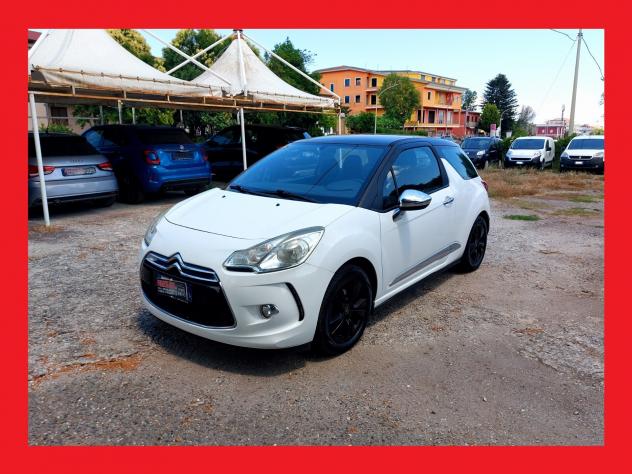 DS3 Coup1.4 HDi 70 CV `So Chic` - 2011